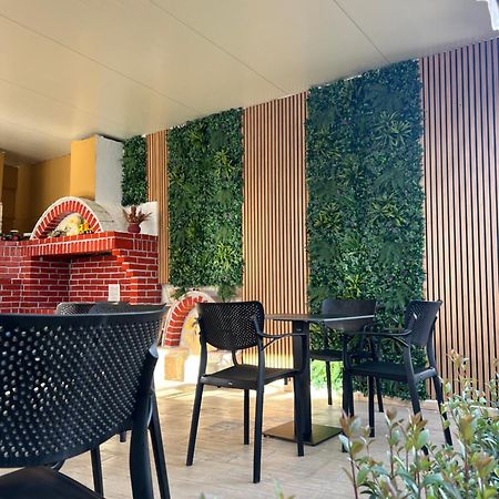 House Pollo Hotel Ksamil Ngoại thất bức ảnh