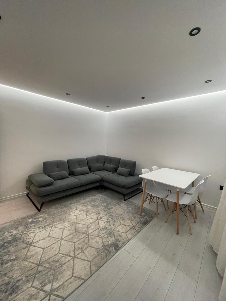 House Pollo Hotel Ksamil Ngoại thất bức ảnh