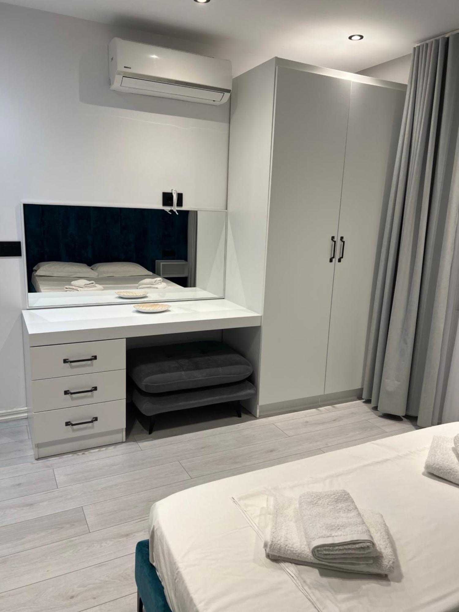 House Pollo Hotel Ksamil Ngoại thất bức ảnh