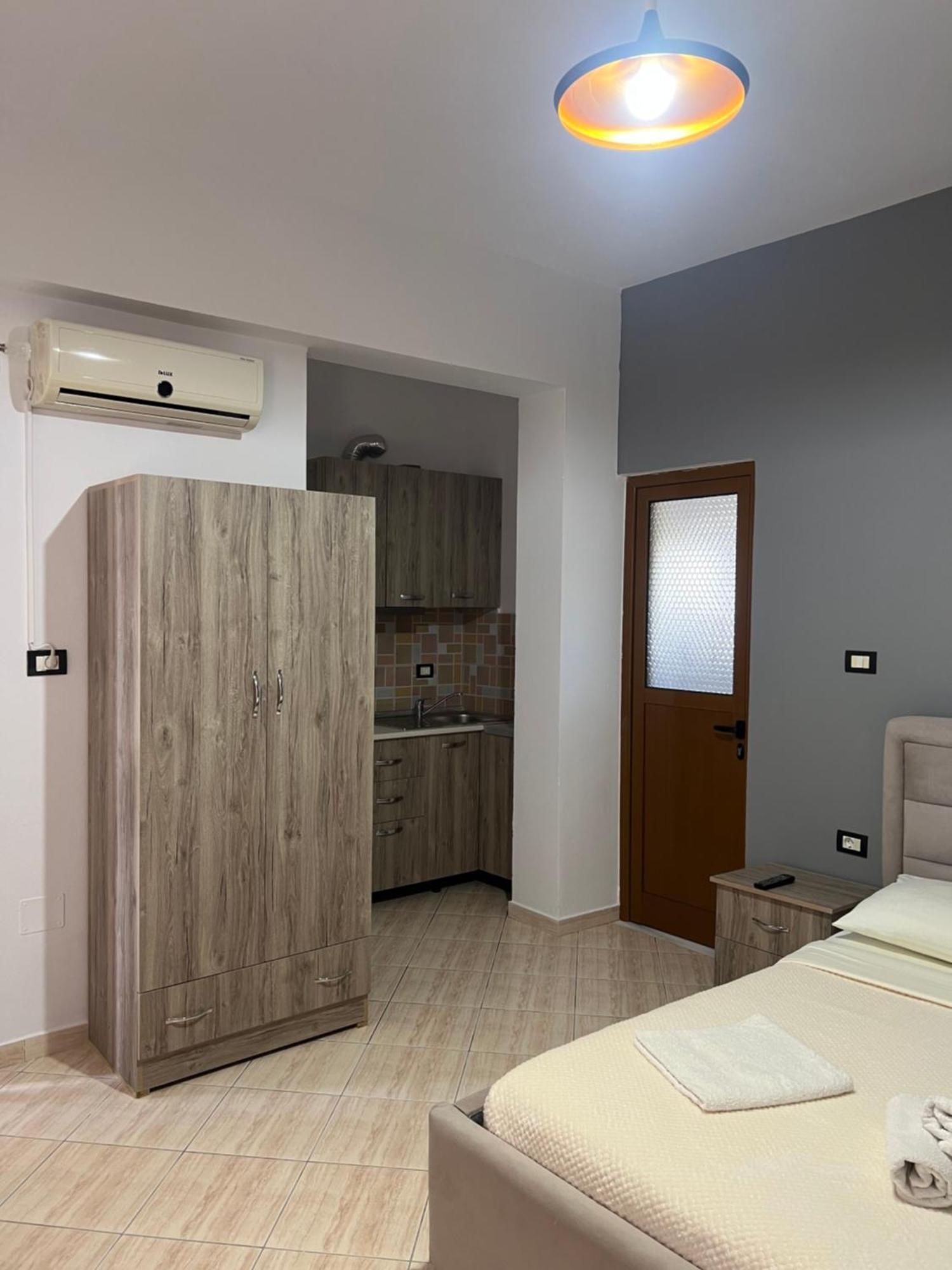 House Pollo Hotel Ksamil Ngoại thất bức ảnh